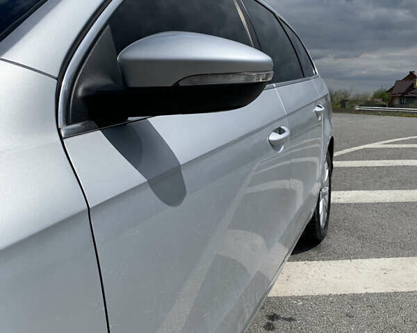 Сірий Фольксваген Пассат, об'ємом двигуна 2 л та пробігом 340 тис. км за 10900 $, фото 66 на Automoto.ua