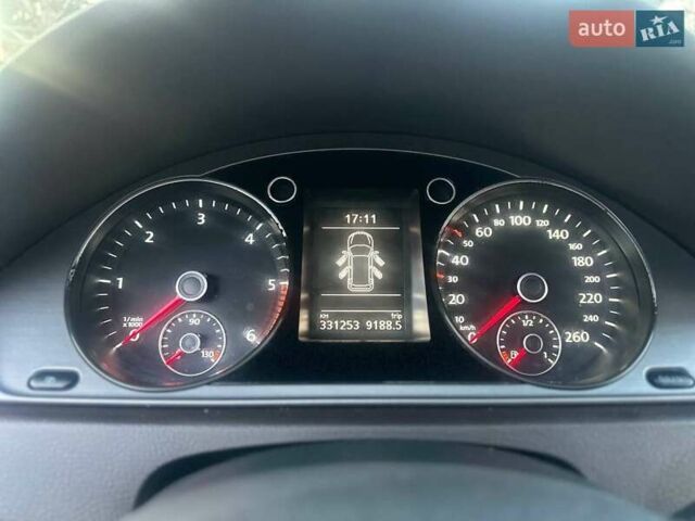 Серый Фольксваген Пассат, объемом двигателя 1.6 л и пробегом 332 тыс. км за 10500 $, фото 10 на Automoto.ua