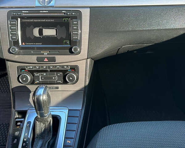 Сірий Фольксваген Пассат, об'ємом двигуна 1.97 л та пробігом 290 тис. км за 10999 $, фото 20 на Automoto.ua