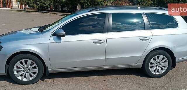 Серый Фольксваген Пассат, объемом двигателя 2 л и пробегом 262 тыс. км за 10600 $, фото 3 на Automoto.ua