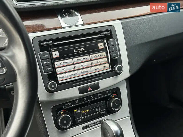 Серый Фольксваген Пассат, объемом двигателя 2 л и пробегом 363 тыс. км за 11000 $, фото 34 на Automoto.ua