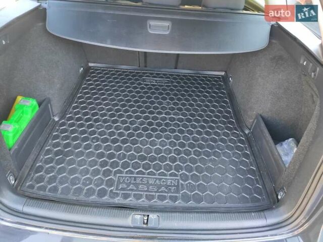 Сірий Фольксваген Пассат, об'ємом двигуна 1.97 л та пробігом 290 тис. км за 11200 $, фото 6 на Automoto.ua