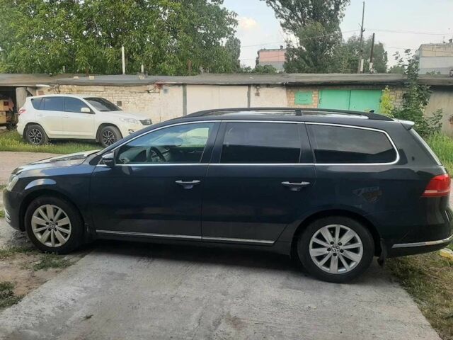 Сірий Фольксваген Пассат, об'ємом двигуна 2 л та пробігом 315 тис. км за 9600 $, фото 3 на Automoto.ua