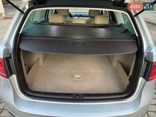 Серый Фольксваген Пассат, объемом двигателя 2 л и пробегом 255 тыс. км за 11000 $, фото 26 на Automoto.ua