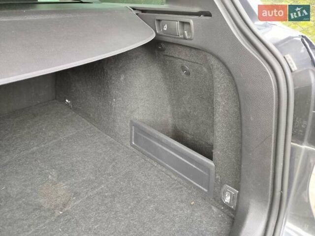 Сірий Фольксваген Пассат, об'ємом двигуна 1.4 л та пробігом 150 тис. км за 8300 $, фото 21 на Automoto.ua