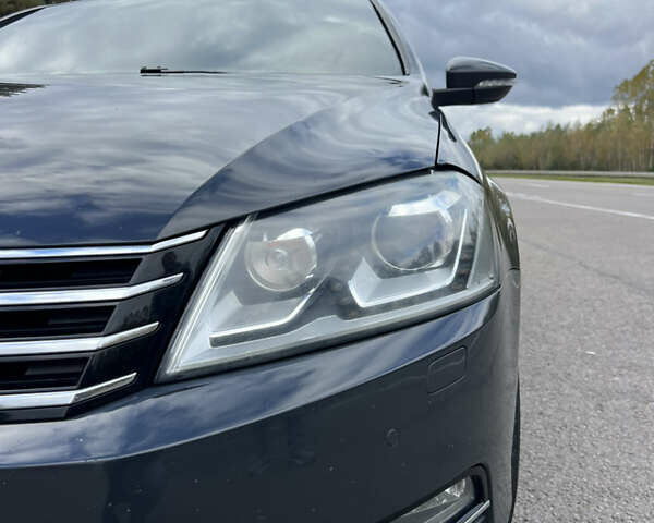 Серый Фольксваген Пассат, объемом двигателя 1.97 л и пробегом 303 тыс. км за 11000 $, фото 7 на Automoto.ua