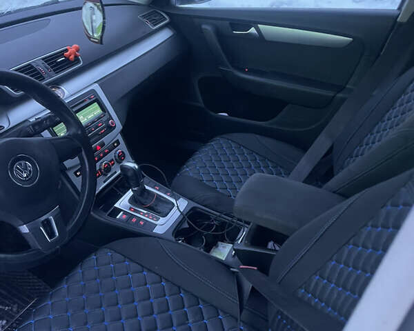 Серый Фольксваген Пассат, объемом двигателя 1.6 л и пробегом 297 тыс. км за 7650 $, фото 6 на Automoto.ua