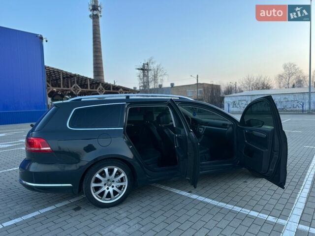 Сірий Фольксваген Пассат, об'ємом двигуна 2 л та пробігом 248 тис. км за 9500 $, фото 35 на Automoto.ua