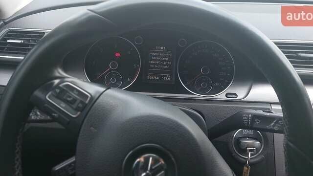 Сірий Фольксваген Пассат, об'ємом двигуна 2 л та пробігом 310 тис. км за 10000 $, фото 14 на Automoto.ua