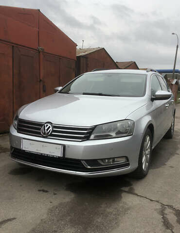 Серый Фольксваген Пассат, объемом двигателя 1.97 л и пробегом 270 тыс. км за 9300 $, фото 3 на Automoto.ua