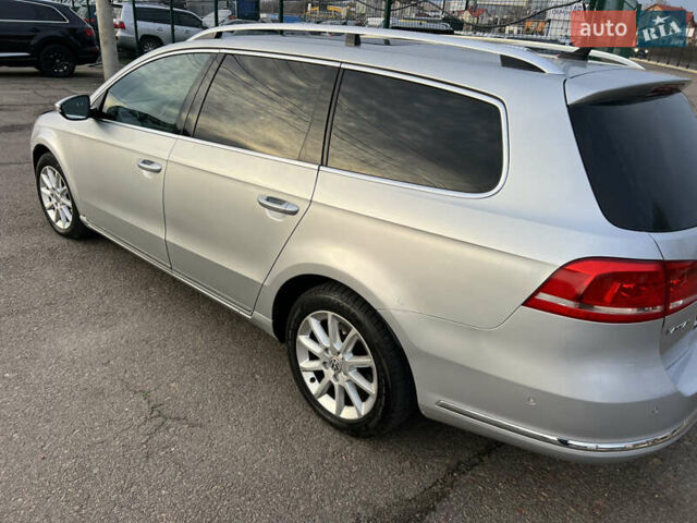 Серый Фольксваген Пассат, объемом двигателя 2 л и пробегом 319 тыс. км за 8200 $, фото 3 на Automoto.ua