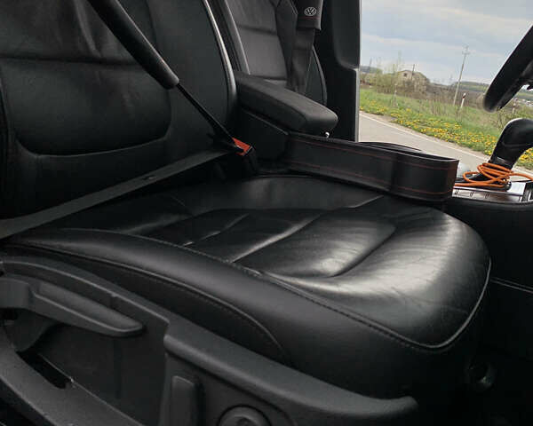 Сірий Фольксваген Пассат, об'ємом двигуна 2 л та пробігом 340 тис. км за 10900 $, фото 8 на Automoto.ua