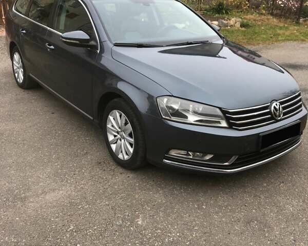 Серый Фольксваген Пассат, объемом двигателя 1.6 л и пробегом 275 тыс. км за 9100 $, фото 24 на Automoto.ua