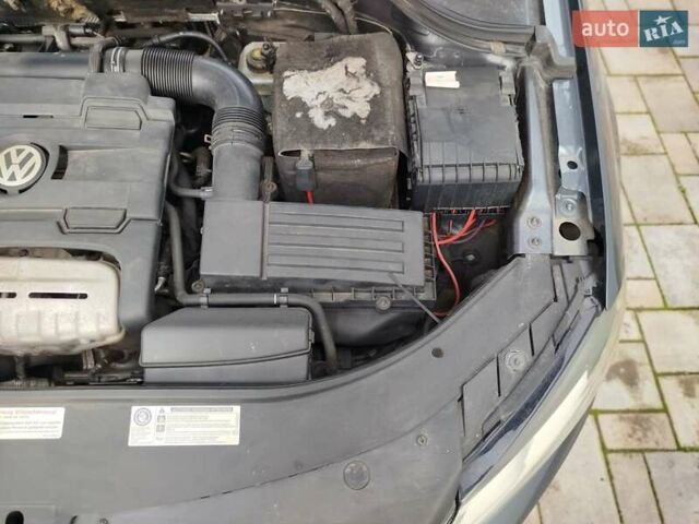 Сірий Фольксваген Пассат, об'ємом двигуна 1.4 л та пробігом 150 тис. км за 8300 $, фото 11 на Automoto.ua