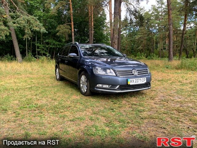 Сірий Фольксваген Пассат, об'ємом двигуна 2 л та пробігом 227 тис. км за 10000 $, фото 1 на Automoto.ua