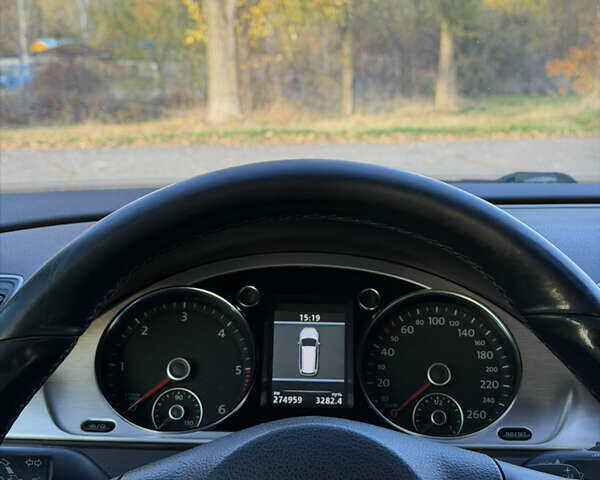 Сірий Фольксваген Пассат, об'ємом двигуна 2 л та пробігом 274 тис. км за 11500 $, фото 13 на Automoto.ua