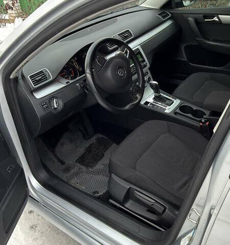 Сірий Фольксваген Пассат, об'ємом двигуна 2 л та пробігом 270 тис. км за 9900 $, фото 10 на Automoto.ua