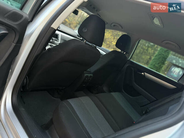 Сірий Фольксваген Пассат, об'ємом двигуна 1.6 л та пробігом 258 тис. км за 9800 $, фото 67 на Automoto.ua