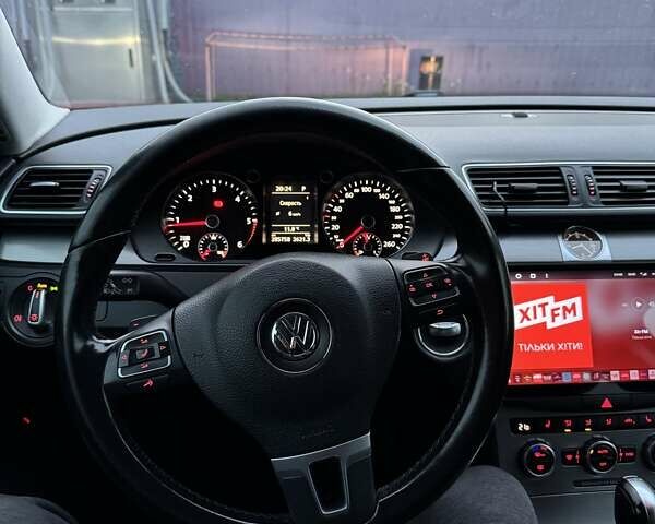 Серый Фольксваген Пассат, объемом двигателя 1.97 л и пробегом 288 тыс. км за 10999 $, фото 11 на Automoto.ua