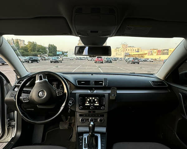 Серый Фольксваген Пассат, объемом двигателя 2 л и пробегом 280 тыс. км за 10000 $, фото 26 на Automoto.ua