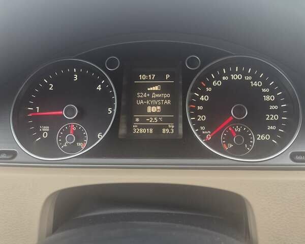 Серый Фольксваген Пассат, объемом двигателя 2 л и пробегом 328 тыс. км за 11000 $, фото 43 на Automoto.ua