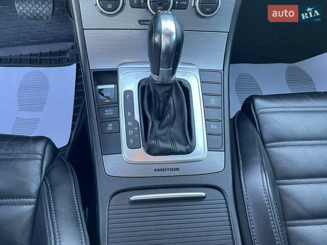 Сірий Фольксваген Пассат, об'ємом двигуна 2 л та пробігом 257 тис. км за 11490 $, фото 14 на Automoto.ua