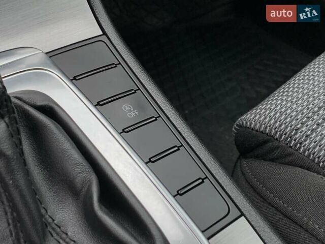 Серый Фольксваген Пассат, объемом двигателя 2 л и пробегом 258 тыс. км за 10955 $, фото 51 на Automoto.ua