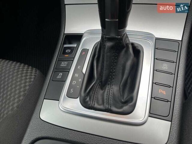 Сірий Фольксваген Пассат, об'ємом двигуна 1.97 л та пробігом 262 тис. км за 9700 $, фото 22 на Automoto.ua