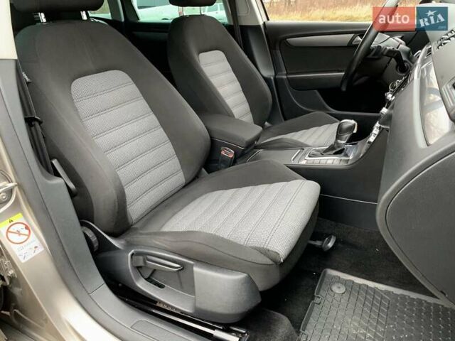 Серый Фольксваген Пассат, объемом двигателя 2 л и пробегом 258 тыс. км за 10955 $, фото 34 на Automoto.ua