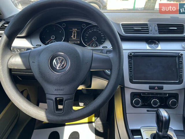 Серый Фольксваген Пассат, объемом двигателя 1.97 л и пробегом 210 тыс. км за 10700 $, фото 21 на Automoto.ua