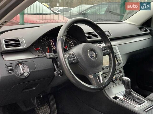 Серый Фольксваген Пассат, объемом двигателя 2 л и пробегом 258 тыс. км за 10955 $, фото 23 на Automoto.ua