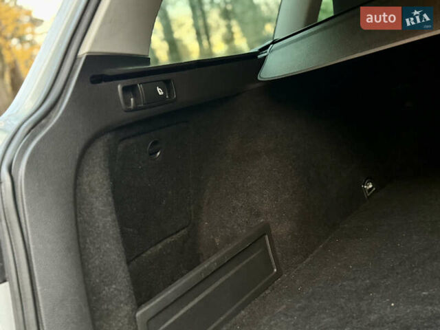 Сірий Фольксваген Пассат, об'ємом двигуна 1.6 л та пробігом 258 тис. км за 9800 $, фото 84 на Automoto.ua