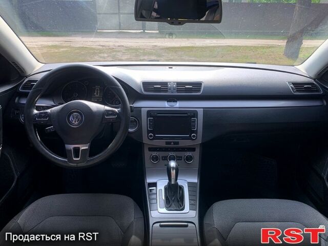 Сірий Фольксваген Пассат, об'ємом двигуна 2 л та пробігом 227 тис. км за 10000 $, фото 3 на Automoto.ua