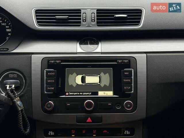 Сірий Фольксваген Пассат, об'ємом двигуна 1.6 л та пробігом 342 тис. км за 8500 $, фото 36 на Automoto.ua