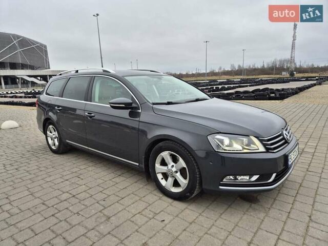 Серый Фольксваген Пассат, объемом двигателя 2 л и пробегом 328 тыс. км за 11000 $, фото 4 на Automoto.ua