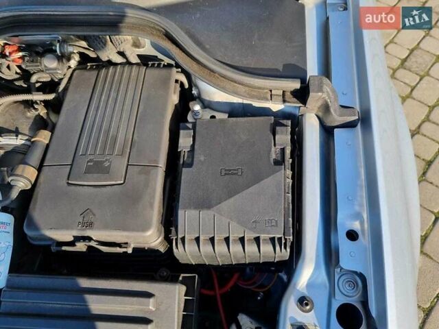 Серый Фольксваген Пассат, объемом двигателя 1.97 л и пробегом 192 тыс. км за 10950 $, фото 17 на Automoto.ua