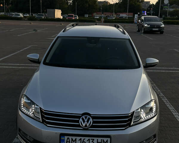Серый Фольксваген Пассат, объемом двигателя 2 л и пробегом 280 тыс. км за 10000 $, фото 13 на Automoto.ua