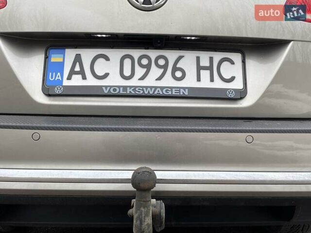 Сірий Фольксваген Пассат, об'ємом двигуна 2 л та пробігом 255 тис. км за 12400 $, фото 11 на Automoto.ua
