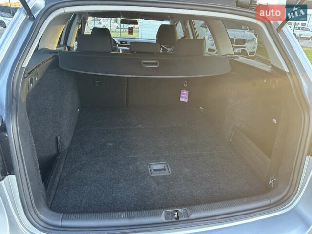 Серый Фольксваген Пассат, объемом двигателя 1.97 л и пробегом 241 тыс. км за 9000 $, фото 17 на Automoto.ua