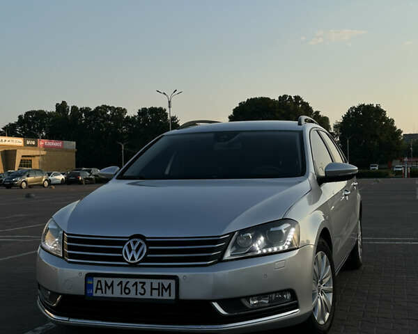 Серый Фольксваген Пассат, объемом двигателя 2 л и пробегом 280 тыс. км за 10000 $, фото 8 на Automoto.ua