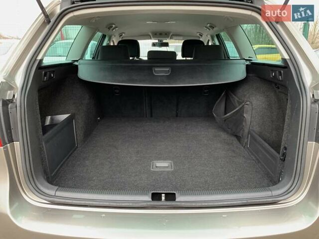 Серый Фольксваген Пассат, объемом двигателя 2 л и пробегом 258 тыс. км за 10955 $, фото 27 на Automoto.ua