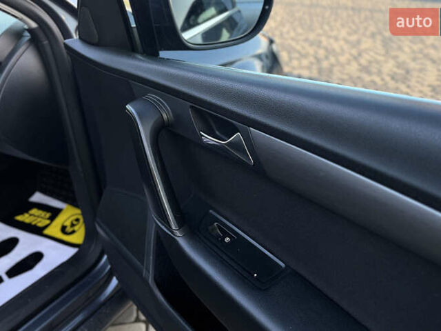 Сірий Фольксваген Пассат, об'ємом двигуна 1.6 л та пробігом 212 тис. км за 8700 $, фото 20 на Automoto.ua