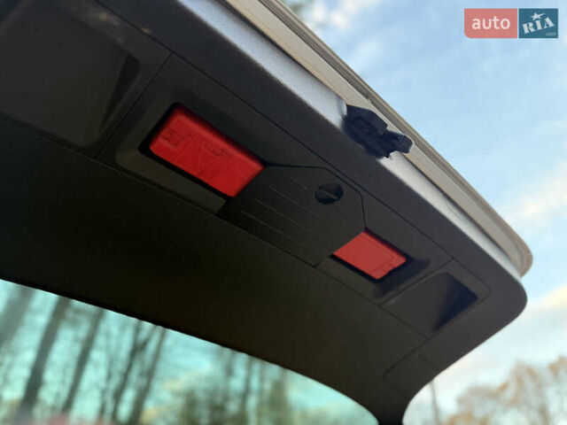 Сірий Фольксваген Пассат, об'ємом двигуна 1.6 л та пробігом 258 тис. км за 9800 $, фото 86 на Automoto.ua