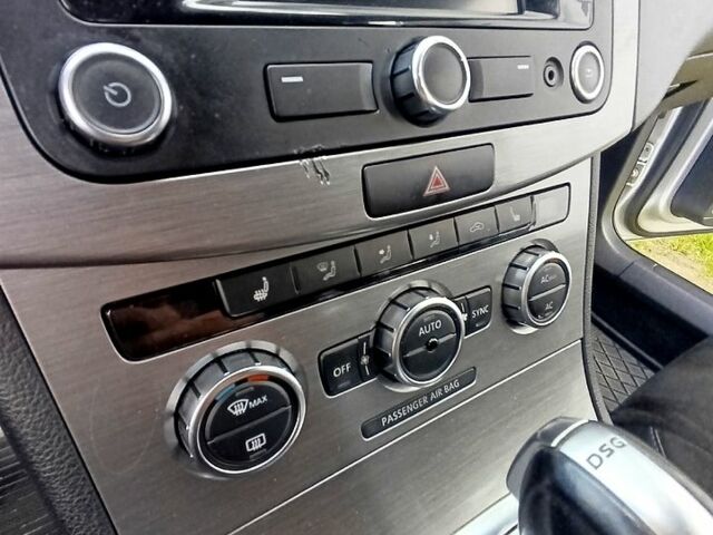 Серый Фольксваген Пассат, объемом двигателя 2 л и пробегом 328 тыс. км за 11000 $, фото 7 на Automoto.ua