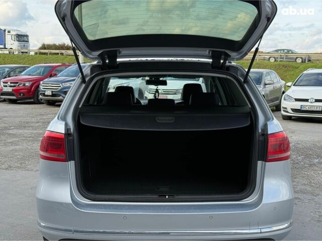 Сірий Фольксваген Пассат, об'ємом двигуна 1.6 л та пробігом 348 тис. км за 9890 $, фото 23 на Automoto.ua