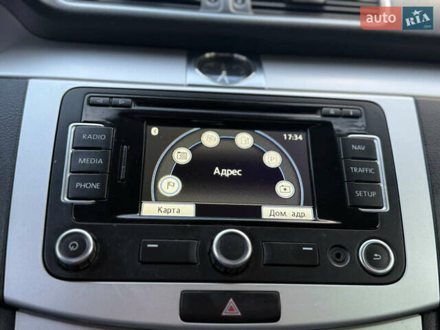 Сірий Фольксваген Пассат, об'ємом двигуна 1.6 л та пробігом 258 тис. км за 9800 $, фото 48 на Automoto.ua
