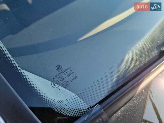 Серый Фольксваген Пассат, объемом двигателя 1.97 л и пробегом 192 тыс. км за 10950 $, фото 18 на Automoto.ua