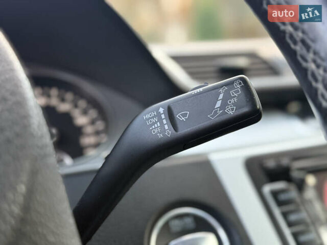 Сірий Фольксваген Пассат, об'ємом двигуна 1.6 л та пробігом 258 тис. км за 9800 $, фото 46 на Automoto.ua