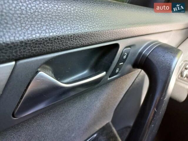 Сірий Фольксваген Пассат, об'ємом двигуна 1.6 л та пробігом 278 тис. км за 9310 $, фото 9 на Automoto.ua