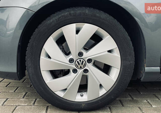 Фольксваген Пассат 2012 в Житомире на Automoto.ua Серый Фольксваген Пассат, объемом двигателя 1.6 л и пробегом 317 тыс. км за 9350 $, фото 14 на Automoto.ua